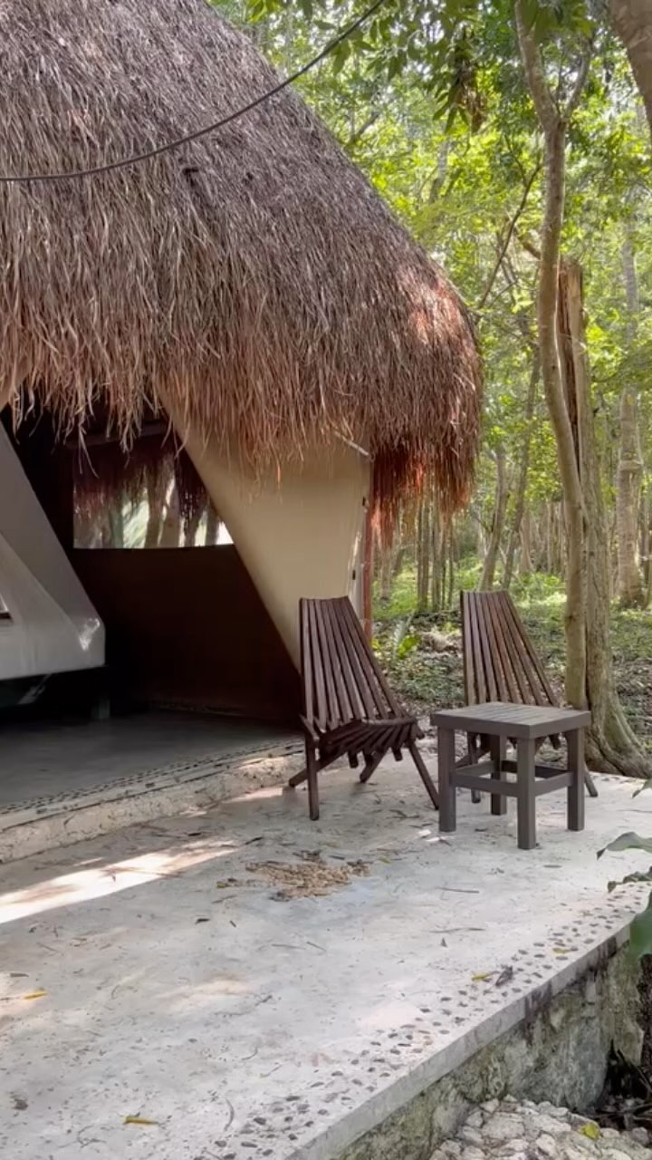 Each of our spaces, no matter where we are in our Home, is created to embrace the beauty of nature, working with the landscape and natural elements to craft an experience of connection. ⁠
⁠
#akumalnaturaexperiences #offthegrid #naturelovers #glamping #rivieramaya